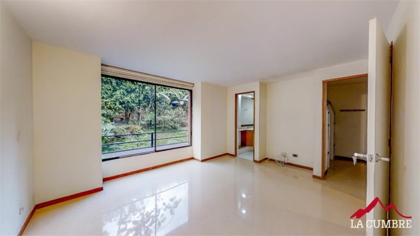 Casa en arriendo en El Poblado, Medellín · foto 10 de 11