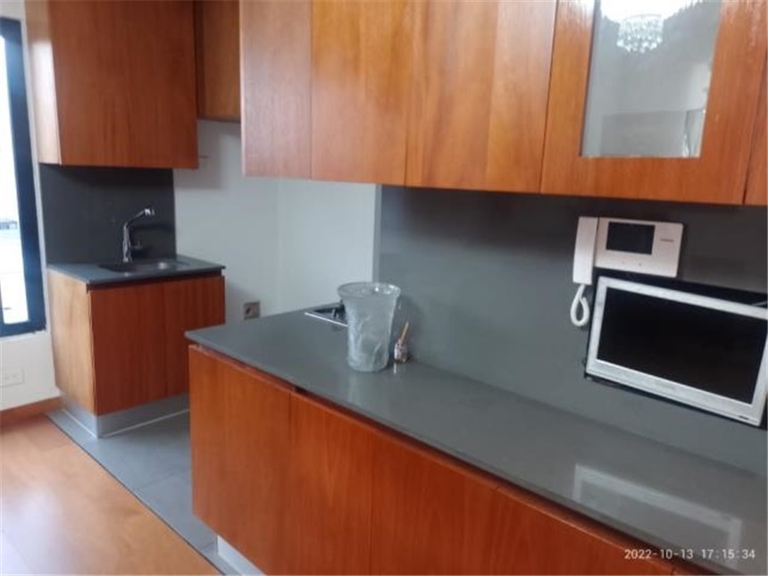 Piso – Bogotá, Santa Bárbara, Localidad Usaquén - Más