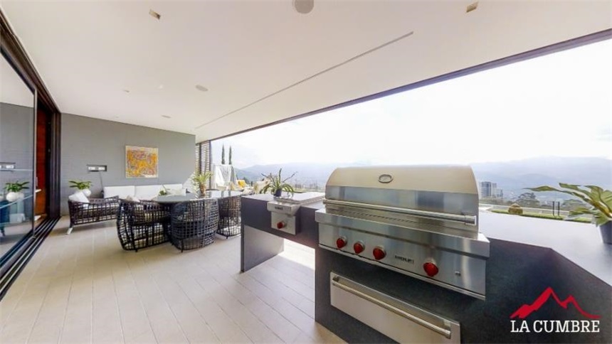 Apartamento de 3 alcobas en venta en Medellín, 398 m² · foto 2 de 16