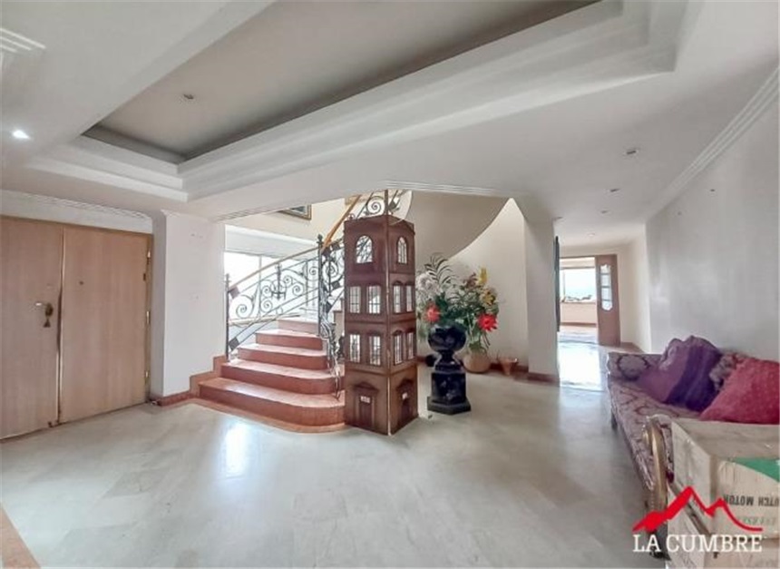 Apartamento de 4 alcobas en arriendo en Granizal, Medellín, 451 m² · foto 5 de 9