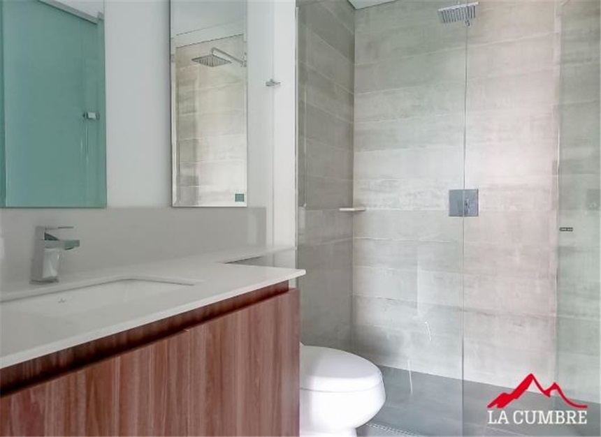Apartamento de 2 alcobas en arriendo en Granizal, Medellín, 150 m² · foto 9 de 12