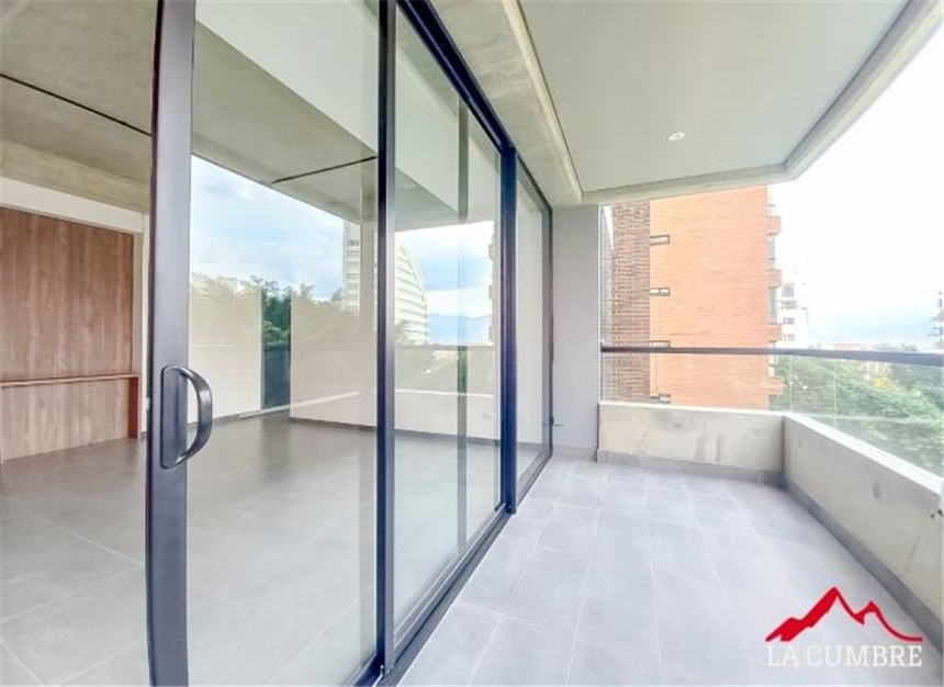Apartamento de 2 alcobas en arriendo en Granizal, Medellín, 150 m² · foto 2 de 12