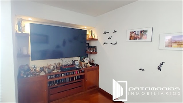 Casa de 3 alcobas en venta en Colinas De Suba, Bogotá, 241 m² · foto 8 de 24