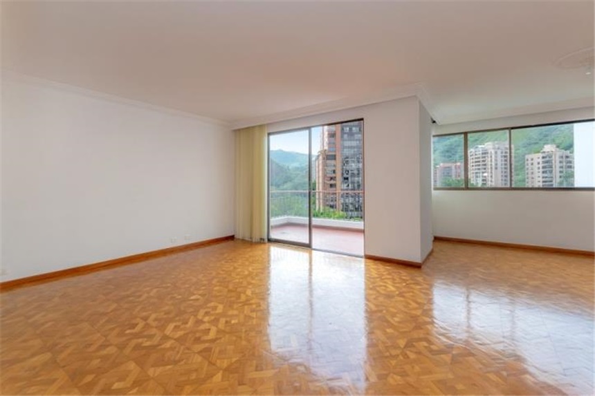Apartment in Cali, El Peñón, Comuna 3 - View 4