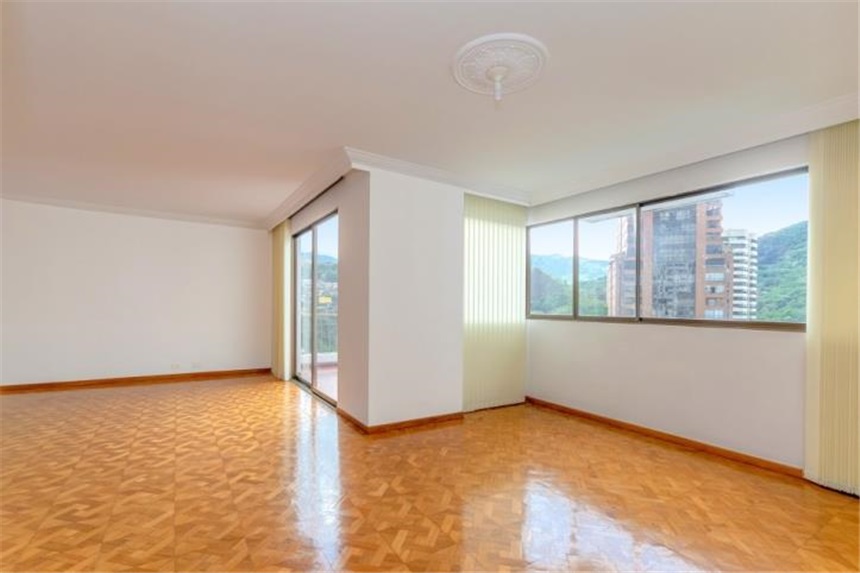 Apartment in Cali, El Peñón, Comuna 3 - View 5