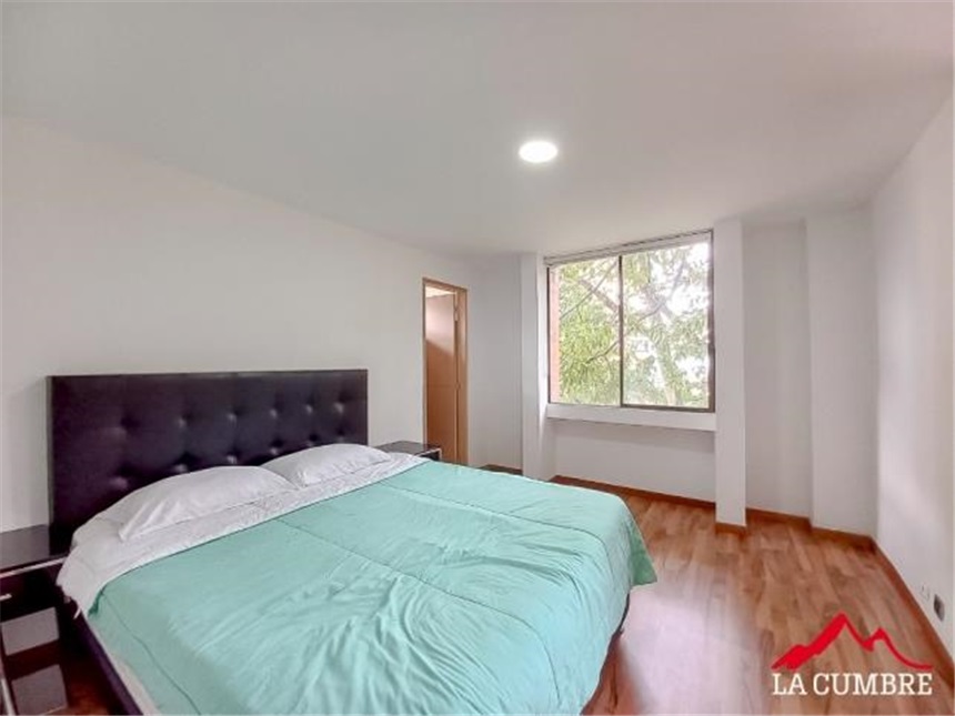 Apartamento de 3 alcobas en arriendo en Los Balsos, Medellín, 140 m² · foto 7 de 10