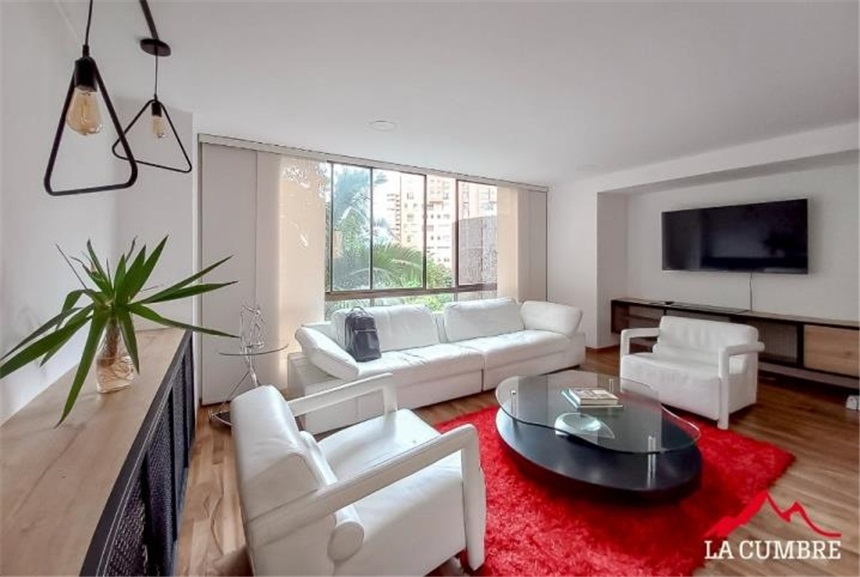 Apartamento de 3 alcobas en arriendo en Los Balsos, Medellín, 140 m² · foto 2 de 10