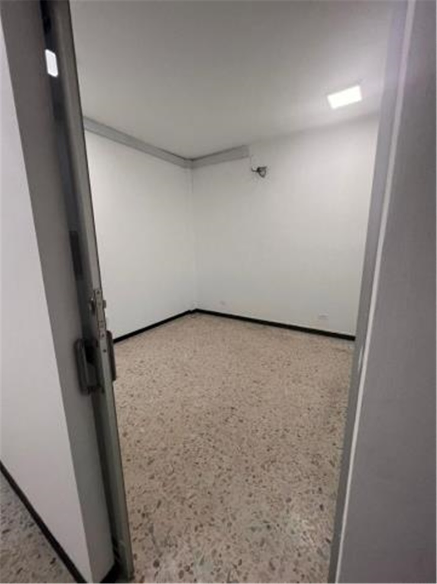 Local en Arriendo - Vista 5