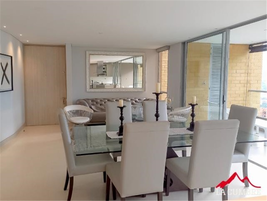 Apartamento de 3 alcobas en arriendo en Castropol, Medellín, 170 m² · foto 7 de 12