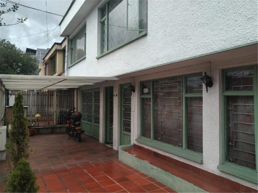 Casa en venta en Engativá, Bogotá · foto 3 de 22