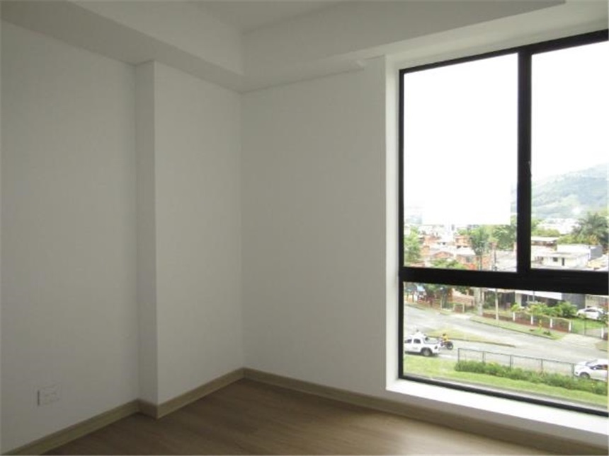 Apartamento de 2 alcobas en arriendo en Avenida Sur, Pereira, 64 m² · foto 6 de 14