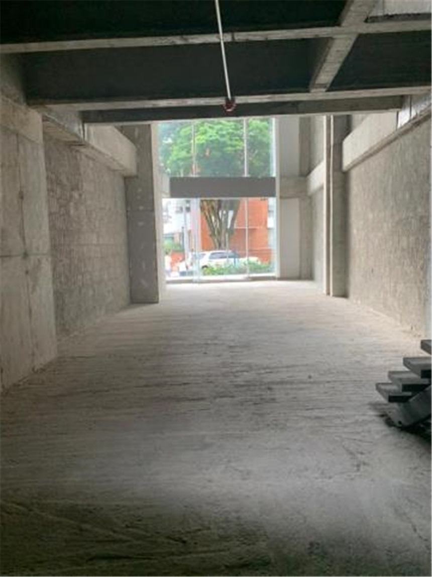 Local en Arriendo - Vista 5