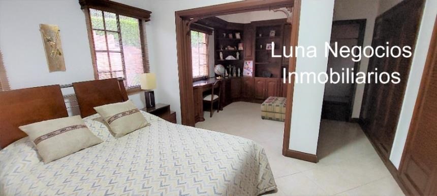 Casa de 5 alcobas en venta en Parque Del Cacique, Bucaramanga, 485 m² · foto 15 de 16