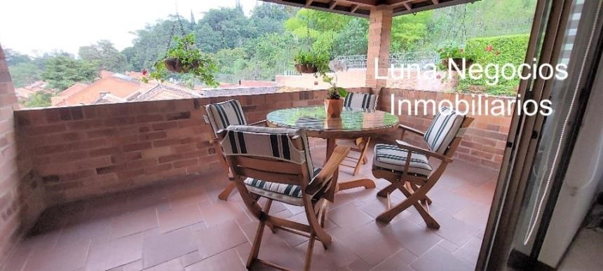 Casa de 5 alcobas en venta en Parque Del Cacique, Bucaramanga, 485 m² · foto 14 de 16