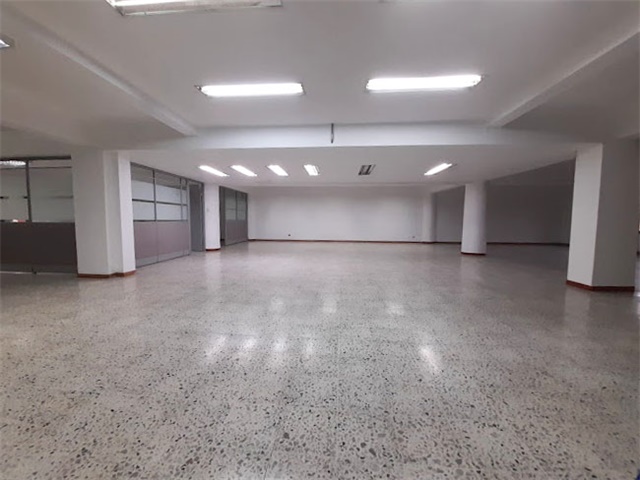 Local en arriendo en La Candelaria, Medellín, 382 m² · foto 7 de 13