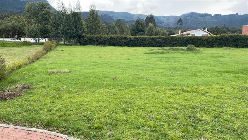 Lote en venta en Gratamira, Sopó, 2186 m² · foto 7 de 15