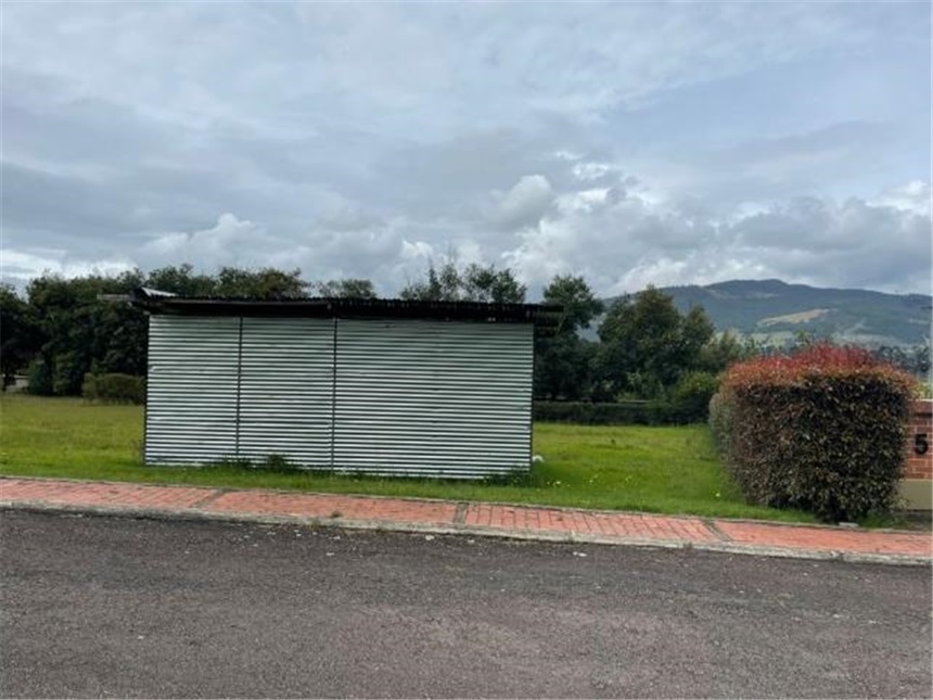 Lote en venta en Gratamira, Sopó, 2186 m² · foto 5 de 15