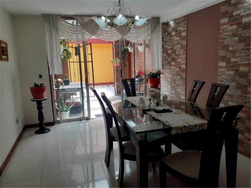 Casa en venta en Villa Mercedes, Chía · foto 3 de 24