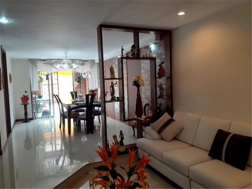 Casa en venta en Villa Mercedes, Chía · foto 4 de 24