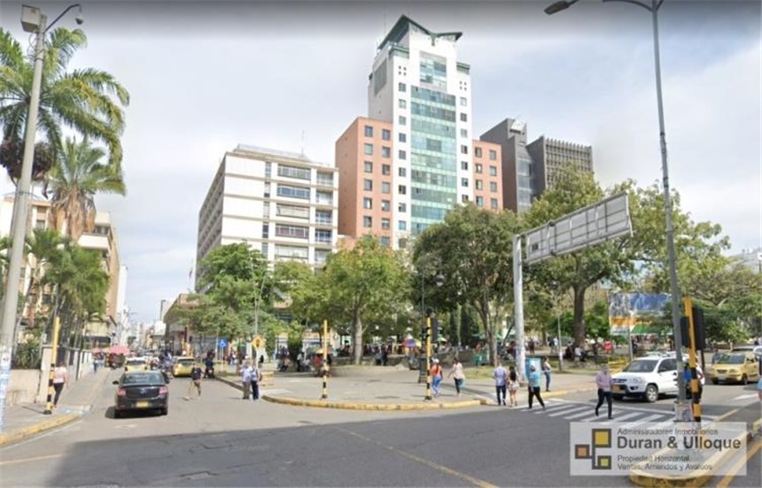 Oficina en Arriendo - Más