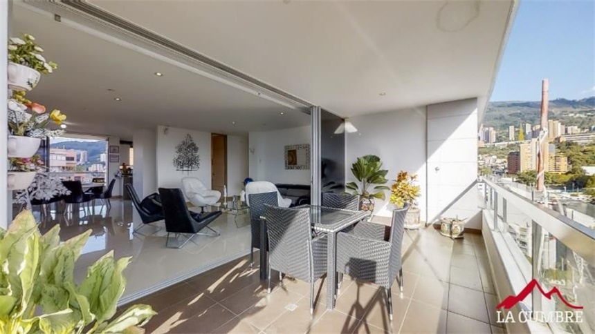 Apartment in Medellín, Alejandría, El Poblado - View 3
