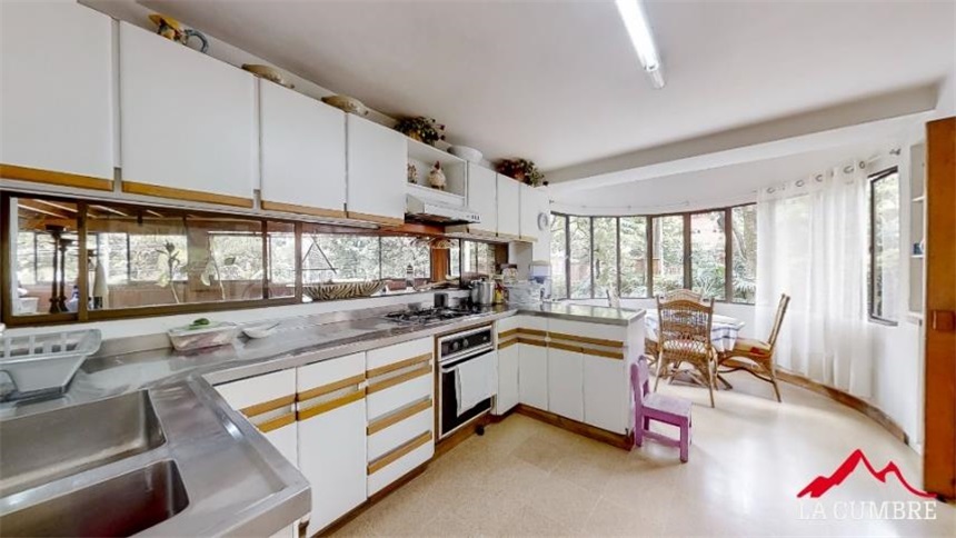 Apartamento de 3 alcobas en venta en Urbanizacion Villas Del Campo, Medellín, 242 m² · foto 4 de 10