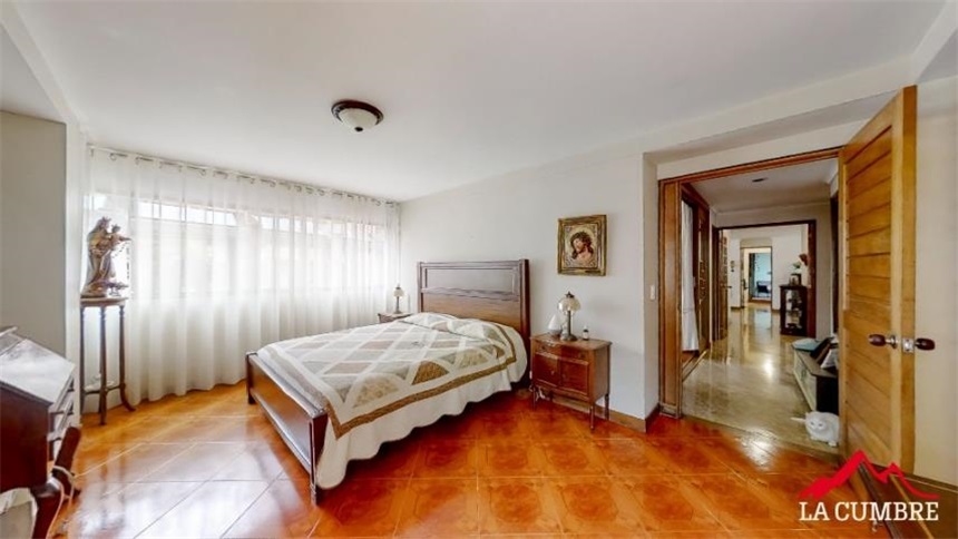 Apartamento de 3 alcobas en venta en Urbanizacion Villas Del Campo, Medellín, 242 m² · foto 9 de 10