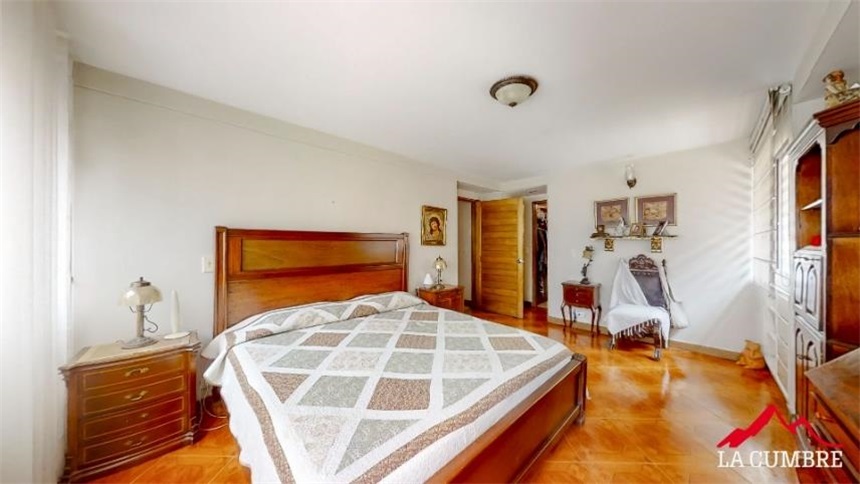 Apartamento de 3 alcobas en venta en Urbanizacion Villas Del Campo, Medellín, 242 m² · foto 8 de 10