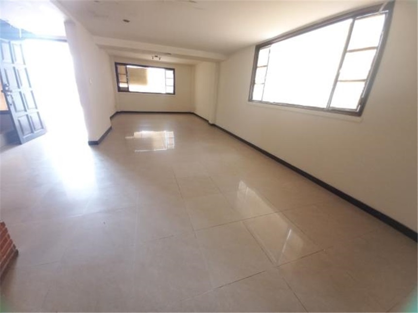 Casa de 5 alcobas en venta en San Pedro, Cali, 157 m² · foto 3 de 17