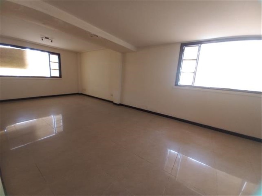 Casa de 5 alcobas en venta en San Pedro, Cali, 157 m² · foto 8 de 17