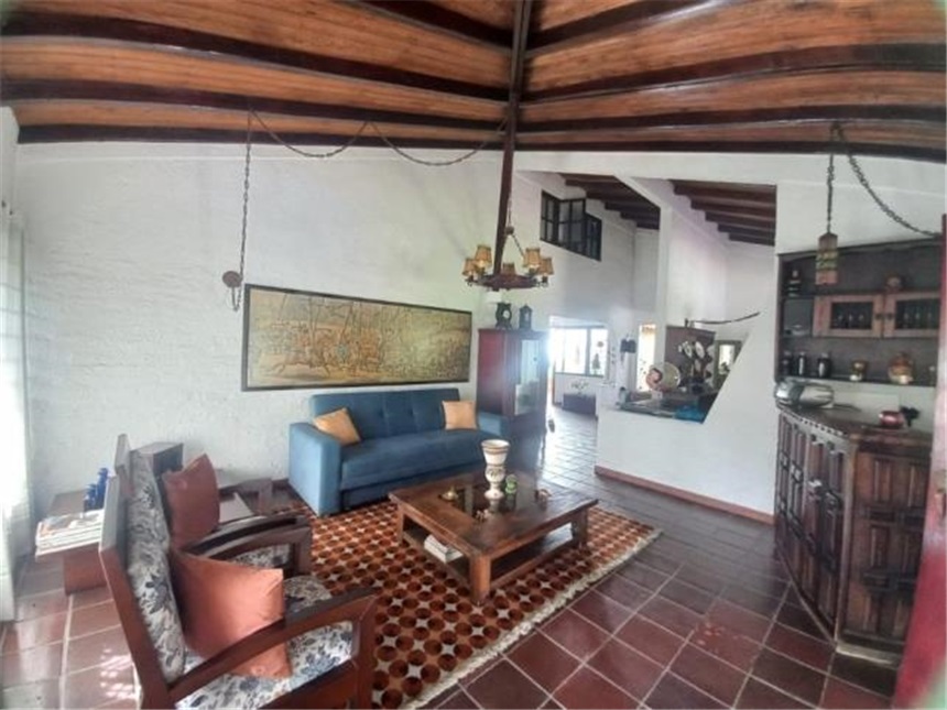 Casa de 5 alcobas en venta en Ciudad Jardin, Cali, 1400 m² · foto 8 de 21