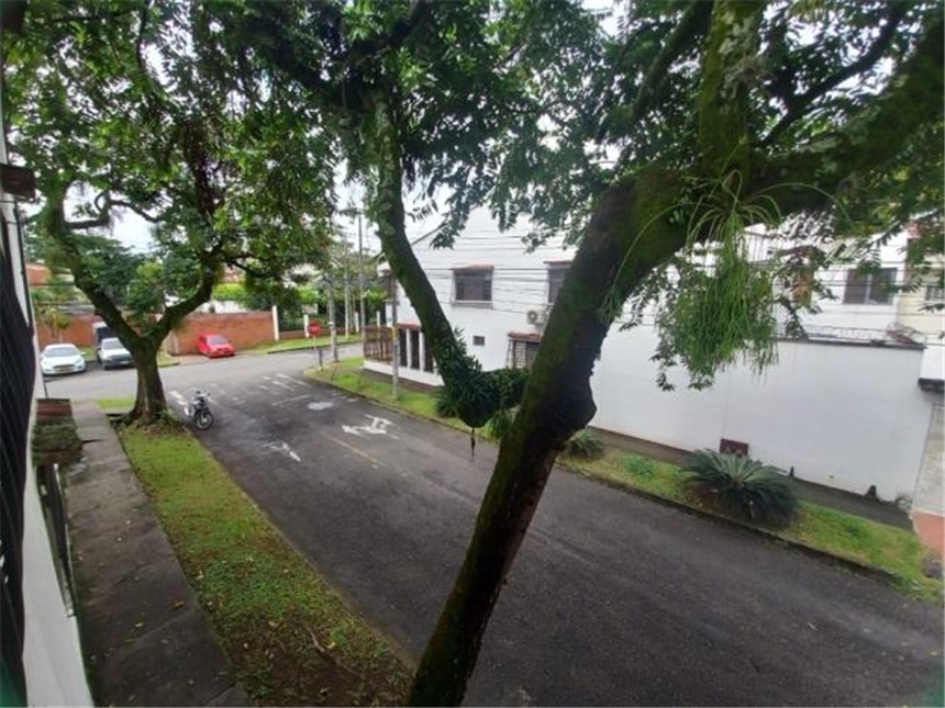 Casa de 5 alcobas en venta en Ciudad Jardin, Cali, 1400 m² · foto 18 de 21