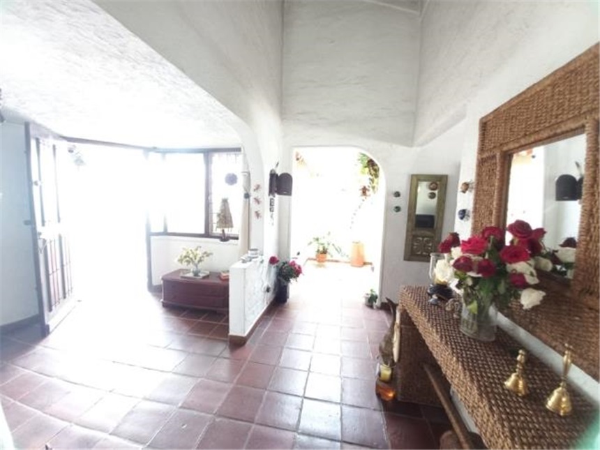 Casa de 5 alcobas en venta en Ciudad Jardin, Cali, 1400 m² · foto 4 de 21