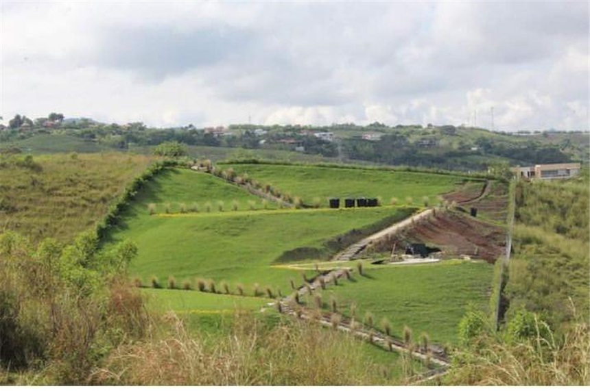 Lote en venta en Cerritos, Pereira, 10046 m² · foto 3 de 10