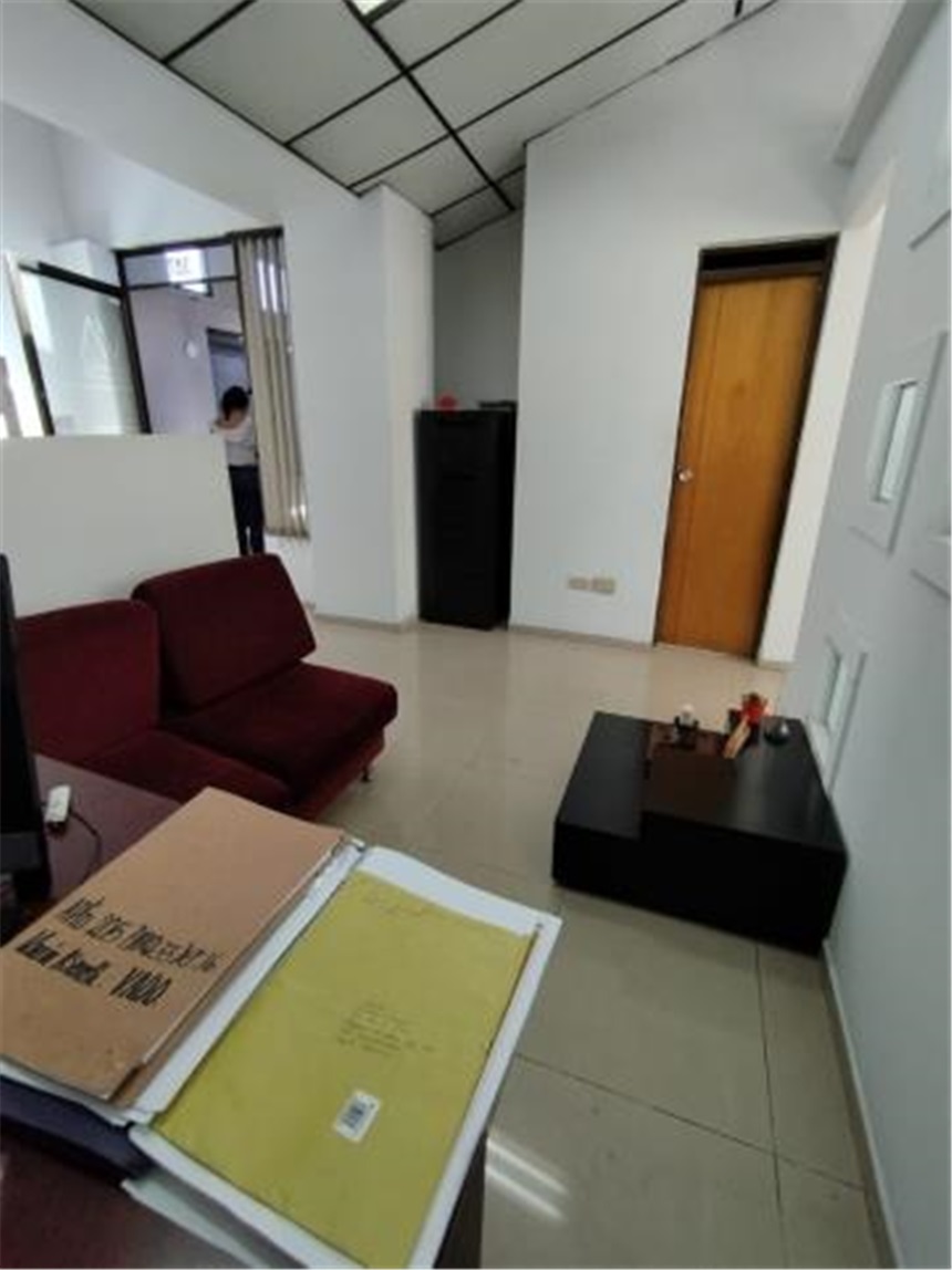 Oficina en Arriendo - Vista 4