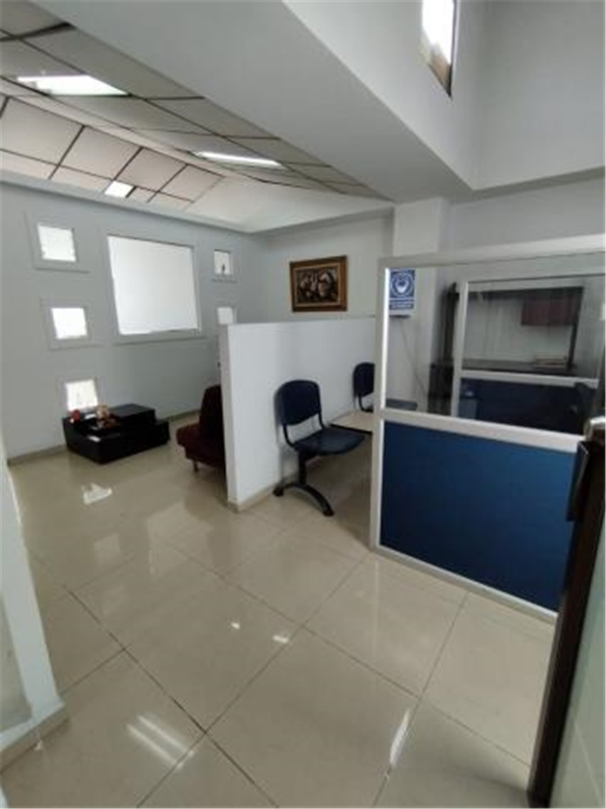 Oficina en Arriendo - Más