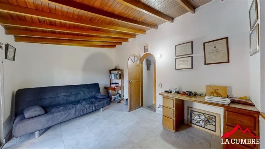 Casa de 4 alcobas en venta en La Aguacatala, Medellín, 250 m² · foto 9 de 12
