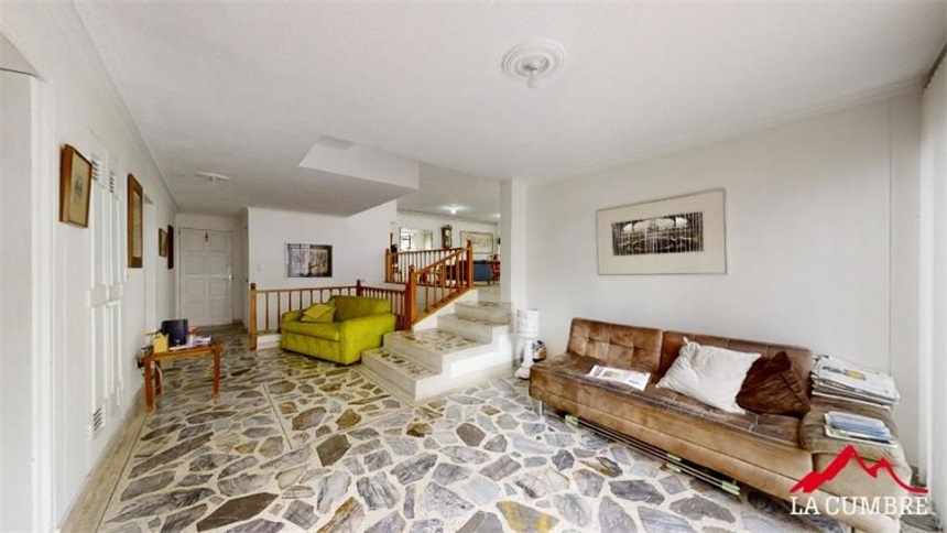 Apartamento de 4 alcobas en arriendo en El Tesoro, Medellín, 240 m² · foto 7 de 12