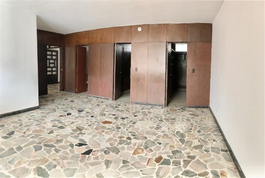 Casa de 4 alcobas en venta en Arboledas, Cali, 694 m² · foto 13 de 24