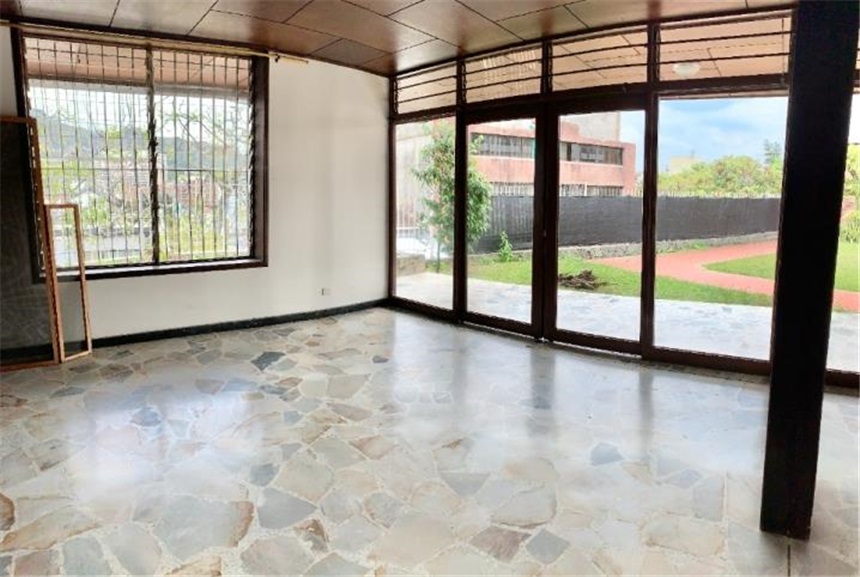 Casa de 4 alcobas en venta en Arboledas, Cali, 694 m² · foto 24 de 24