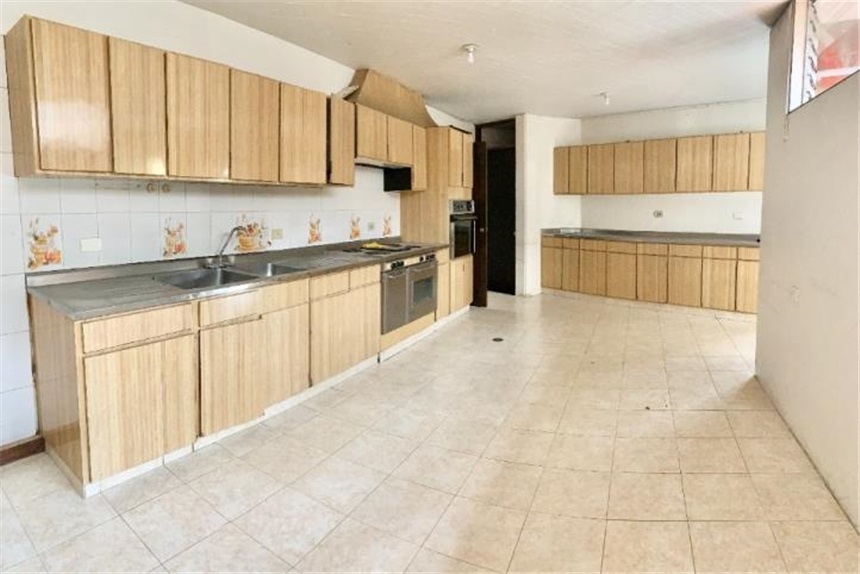 Casa de 4 alcobas en venta en Arboledas, Cali, 694 m² · foto 11 de 24