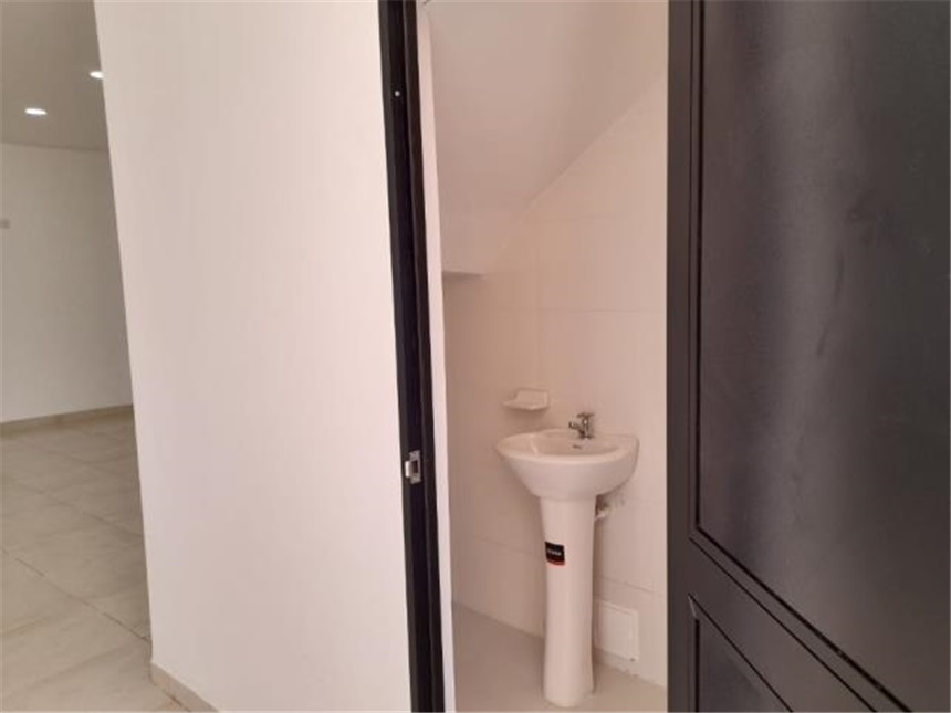 Local en Arriendo - Vista 5
