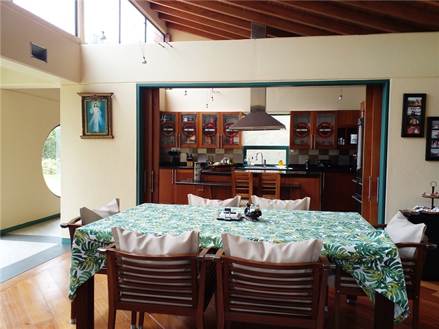 Casa de 4 alcobas en venta en Las Palmas, Medellín, 300 m² · foto 7 de 20