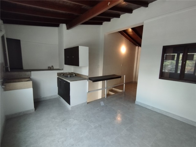 Oficina en arriendo en Florida Nueva, Medellín, 40 m² · foto 8 de 9