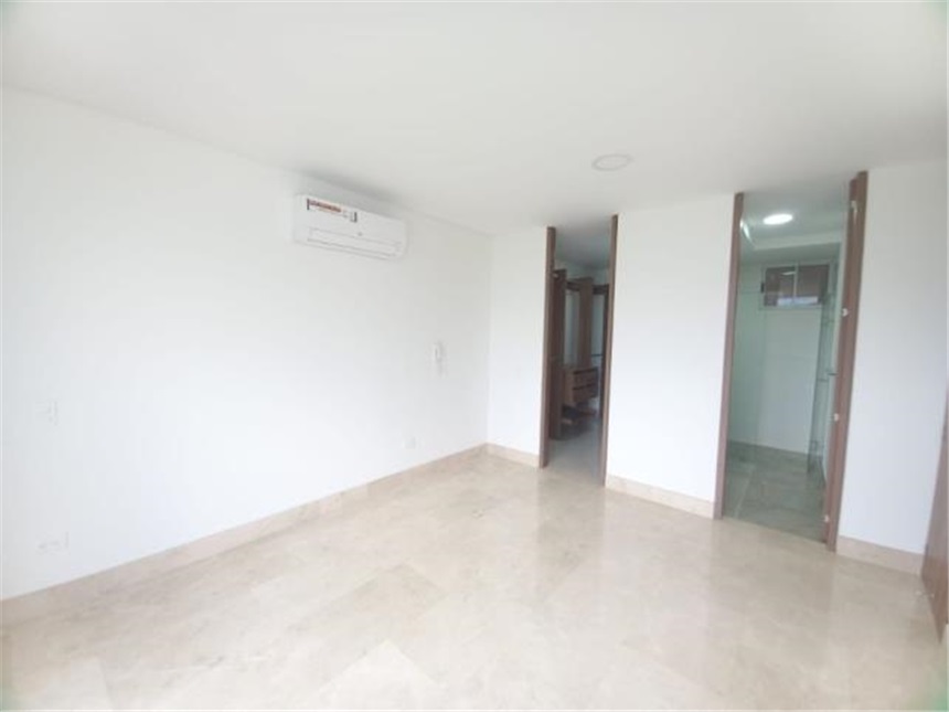 Apartamento de 3 alcobas en venta en Ciudad Jardin, Cali, 147 m² · foto 2 de 15