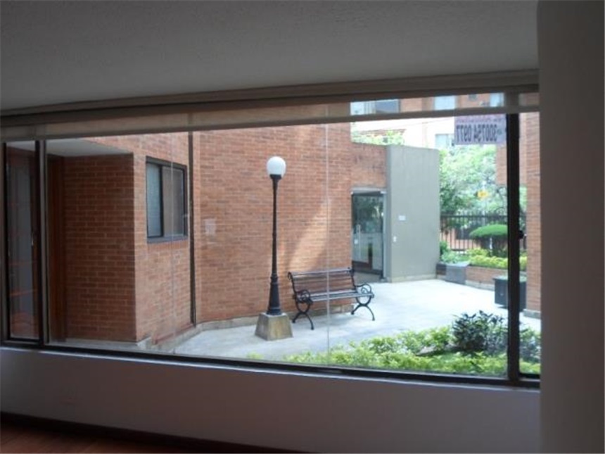 Piso – Bogotá, El Refugio - Vista 2
