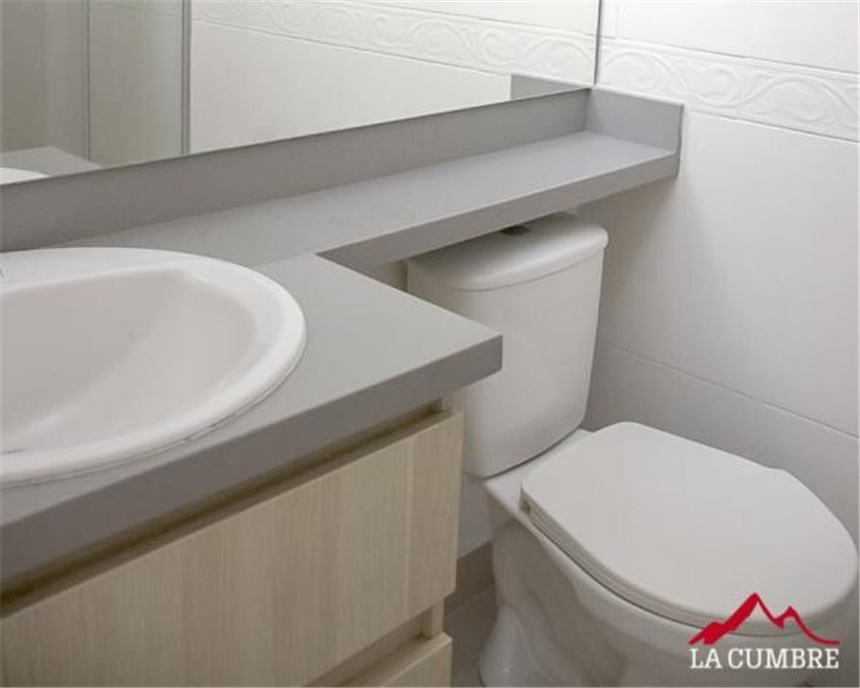 Casa de 3 alcobas en venta en La Sebastiana, Envigado, 231 m² · foto 11 de 11