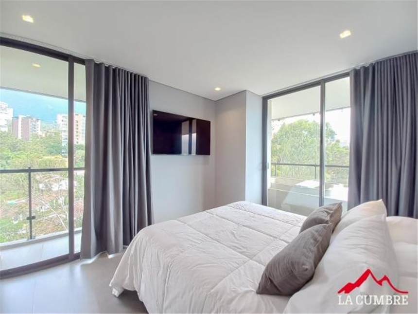 Apartamento en arriendo en El Poblado, Medellín · foto 13 de 14