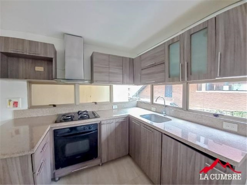 Apartamento de 3 alcobas en arriendo en Alejandría, Medellín, 135 m² · foto 5 de 12
