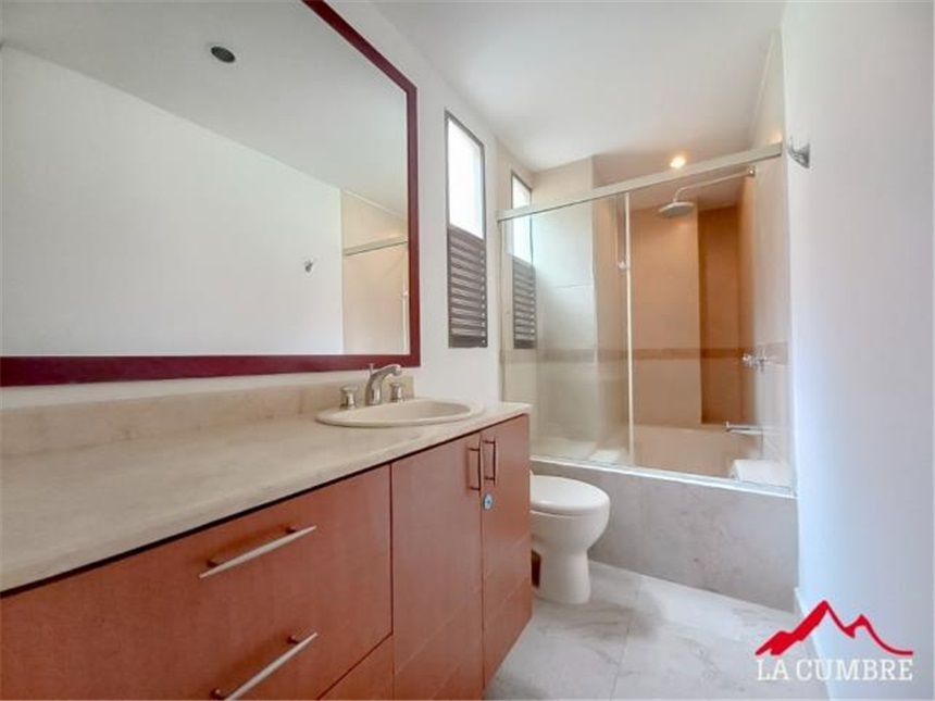 Apartamento de 3 alcobas en arriendo en Alejandría, Medellín, 135 m² · foto 12 de 12